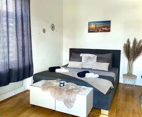 City Apartment - Image 2