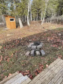 Cozy bunkie on private land in Kawarthas - Image 5