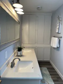 Charming Waterfront House w/ Private Fishing Pier - Image 3