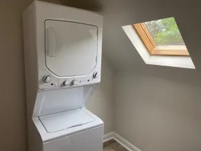 New Sunrise! Pro Cleaned, Self Check in - Sleeps 6 - Image 3