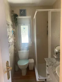 Atemberaubende 1 Schlafzimmer Hütte mit privatem Pool und BBQ Perfekt für Paare - Image 2