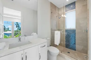 Coral Ridge Waterfront Villa - Image 5