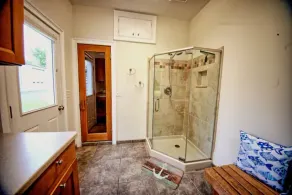 Charming Coastal/Country Home w/3 Acres & Sauna! - Image 3