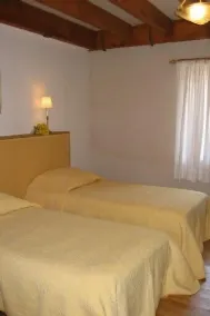 Spacious cottage on the banks of the Nivernais Canal, 5 people, all comfort - Image 5