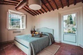Charming country house on the hills north of Lucca with stunning view - Image 5