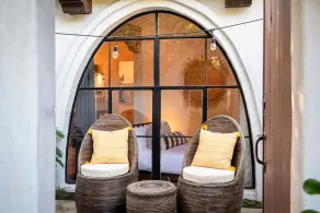 Charming Studio Hideaway in Montecito - Image 5