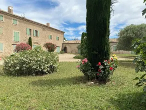 04B2 Beautiful studio in a mas provençal - pool - Image 3