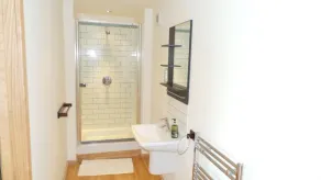 Modern Coastal House near Whitstable with Spectacular Sea Views - Image 2