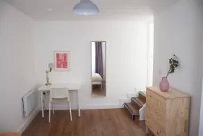 GORGEOUS 2 BED FLAT NEAR MERCURE HOTEL-ENTIRE FLAT - Image 4