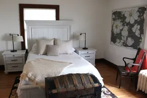 Historic Home in the Heart of Perry - Image 3