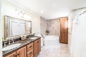 Smith Lake ,Off I65,Sleeps 25, Rocket Fiber Internet!  Deep Water, Pets Ok. - Image 4