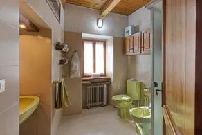 Casa Alpinone: casa rustica indipendente in campagna con giardino privato e frutteto - Image 3