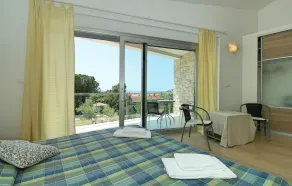 3 Bedroom Gorgeous Home In Svivan - Image 5