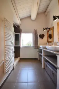 Nueva casa confortable con el encanto de la antigua piscina de 13m / 3. 5 - Image 4