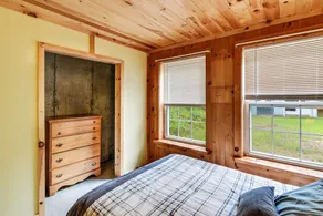Chandler Hill Base Camp - Enjoy A Nature Getaway in this Rustic Home in the Mountains, 10 minutes from Sunday River Ski Mountain! home - Image 4