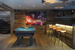 The Lodge - Image 5