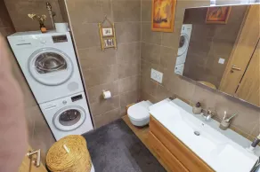 Nice apartment near the center - Image 3