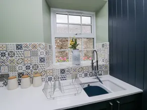 Holy Trinity Cottage - Image 3
