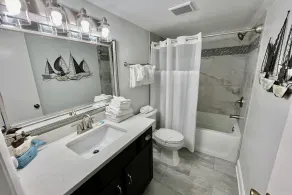 VDP 48 - Tropical lagoon views from this nicely updated 2 bedroom unit. - Image 4