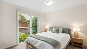 Lonsdale Villa 8 - Image 3