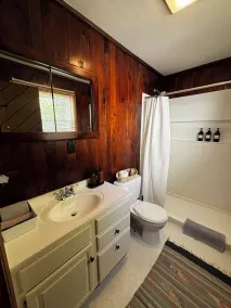 Creekside Cottage - Image 2