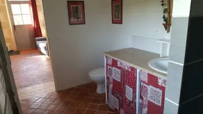 Lime Tree Lodge, en kokong i frodigt grønt område. - Image 3