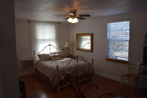 Loft Mckinney is an upstairs studio efficiency apartment seven blocks from - Image 5