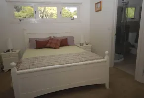 Lal Lal Falls Cottage - Image 3