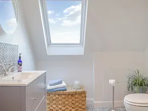 2 bedroom accommodation in Hampton Bishop - Image 3