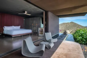 5 Acre Desert Sanctuary with Luxury Amenities - Image 4