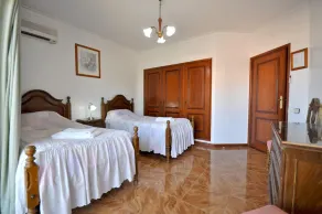 Villa in Vilamoura with Pool near Golf Courses - Image 5