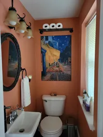 You found a Gem! Emmersed in seclusion close to it all,4 BRDM SLEEPS 12! - Image 4