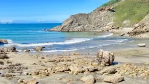Stunning ocean views, Sunsets and just 30 seconds from the Beach! - Image 5