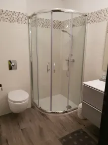 Villa al piano terra per 4-6 persone a Porto-Pollo, con piscina. - Image 3