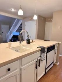 Stylish Condo by the TBK Sports Complex - Image 3