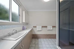 Bowen View - Pet-Friendly Home Near Hyams Beach - Image 3