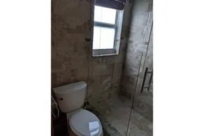 Lovely 3-BD, Walk to Bars, 9 min Drive From Beach! - Image 3