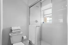 Bay Harbor Sunset Apt 5A - Image 3