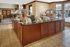 1 Bedroom | Indoor Pool + Free Breakfast - Image 5