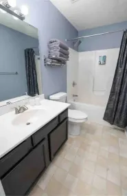 2 King beds; The Sunset house/4bd/2 1/2 baths - Image 2