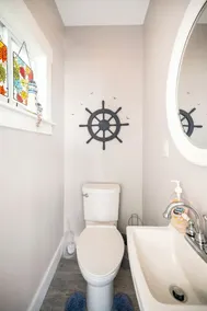 Beach & River Retreat. Spectacular house with private sand beach and hot tub! - Image 3