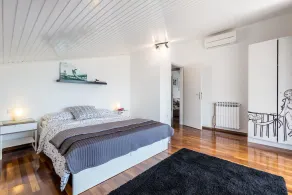 Holiday Home Cherry Hill with Pool - Image 2