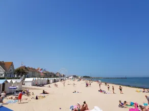 Vacker lägenhet F2- 50 meter från stranden med balkong -Juno-stranden - Image 3