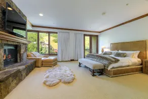 Luxe Summer Home by InvitedHome | Private Patio, Near Beaver Creek Trailhead - Image 4