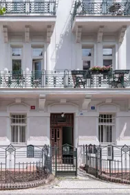 TurnKey | Stylish Studio by Letná Park w Balcony - Image 3