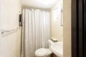Comfortable, Great Location, Close to Beach + Rainforest, Family/Friend Getaway - Image 4