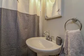 ★★ Grosse Pointe Retreat ★ ★ Downtown Detroit Close ★ 4 - Image 2