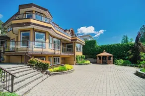 ***Panoramic Water View*** Deep Cove Luxury living - Image 2