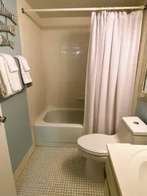 À venir à FEB - Condo 2/2 en bord de mer avec pelouse et piscine - pas d'escalier, stationnement facile - Image 3