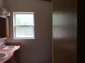 Family Lake View Home - Image 3
